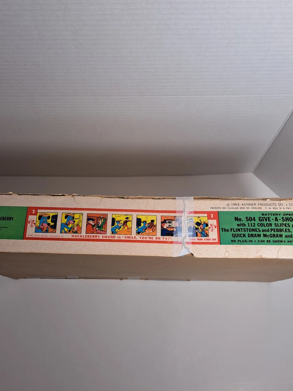 VTG 1963 Kenner Give-A-Show with 12 Hanna-Barbera Cartoon Slides Box is Rough